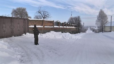 Обшук у Зимненському монастирі УПЦ та перевірка у сільраді на Волині: що відомо Обшук у Зимненському монастирі УПЦ та перевірка у сільраді на Волині: що відомо