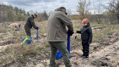 Висадка дубів на Полтавщині Висадка дубів на Полтавщині