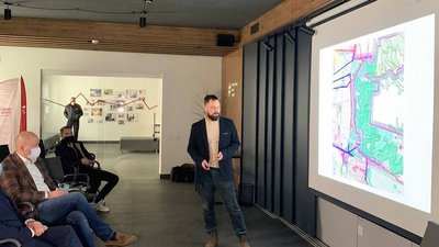 Рівнянам показали, який вигляд може мати база ФК "Верес"