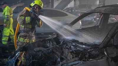 Пожежа на СТО під Одесою: до гасіння залучили 19 рятувальників Пожежа на СТО під Одесою: до гасіння залучили 19 рятувальників