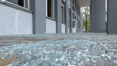 Троє загинули, 15 травмовані: вночі у Новгороді-Сіверському стався авіаналіт