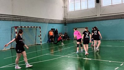 Чемпіонат України з гандболу – Вища ліга: відбувся поєдинок команд з Тернополя і Кривого Рогу Чемпіонат України з гандболу – Вища ліга: відбувся поєдинок команд з Тернополя і Кривого Рогу