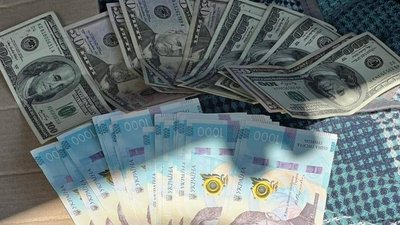 Начальника митного поста «Полтава» підозрюють у хабарництві Начальника митного поста «Полтава» підозрюють у хабарництві