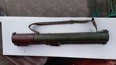 Гранатомет, який вилучили під час обшуку житла чоловіка, якого підозрюють у вчиненні вибуху Гранатомет, який вилучили під час обшуку житла чоловіка, якого підозрюють у вчиненні вибуху