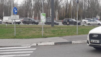 Черги на АЗС та у магазинах. Як дніпряни пережили день блекауту