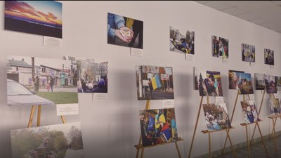 Дні світла: у Черкасах показали, як жителі Херсона реагували на звільнення міста Дні світла: у Черкасах показали, як жителі Херсона реагували на звільнення міста