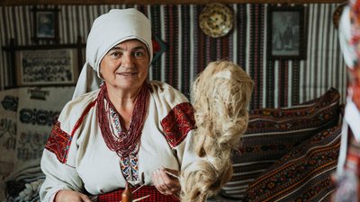На Івано-Франківщині відбудеться онлайн-показ покутського вбрання