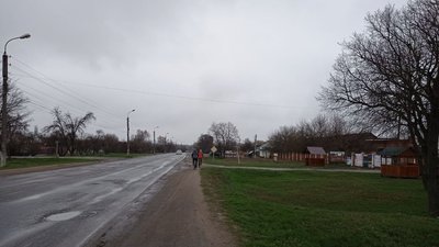 "Крали каву та цукерки". Місцеві жителі розповіли про військових РФ, які тікали через Недригайлів "Крали каву та цукерки". Місцеві жителі розповіли про військових РФ, які тікали через Недригайлів