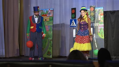 "Пригоди у країні Світлофорії": у черкаському драмтеатрі готуються до прем’єри