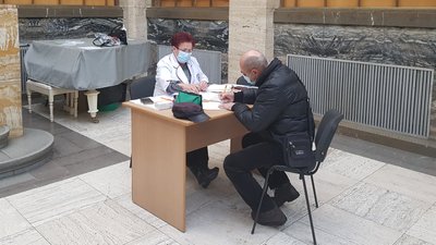 Щепитися бустерною дозою можна в центрах вакцинації в Ужгороді Щепитися бустерною дозою можна в центрах вакцинації в Ужгороді