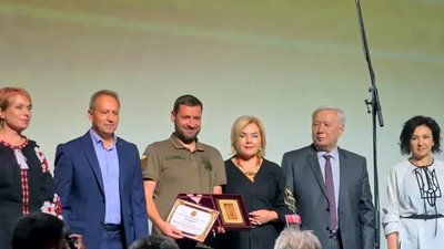 Двох лікарів з Вінниччини нагородили “Орденом Святого Пантелеймона” Двох лікарів з Вінниччини нагородили “Орденом Святого Пантелеймона”