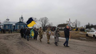 Загинув під Бахмутом: на Чернігівщині попрощалися з військовим