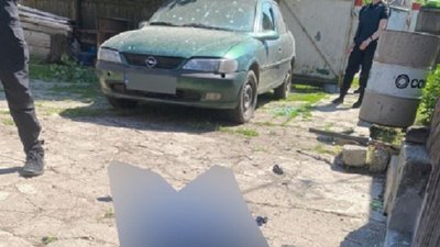 У Лохвиці на Полтавщині чоловік застрелив трьох людей і підірвав себе гранатою У Лохвиці на Полтавщині чоловік застрелив трьох людей і підірвав себе гранатою