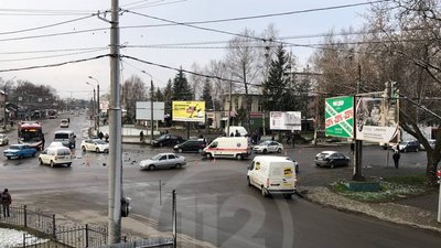 ДТП у Франківську. Audi не пропустила авто патрульних ДТП у Франківську. Audi не пропустила авто патрульних