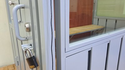 Клітка в суді
