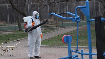 В Одесі дезінфікують усі громадські місця та транспорт В Одесі дезінфікують усі громадські місця та транспорт