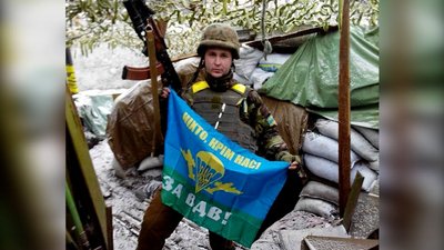 "Ніхто не народився у формі": історія прилуччанина Максима Кравченка, який підписав 4 контракти на 12 років служби в ЗСУ "Ніхто не народився у формі": історія прилуччанина Максима Кравченка, який підписав 4 контракти на 12 років служби в ЗСУ