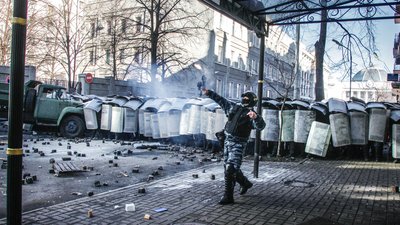 «Майдан як відображення середньовічної війни». Фотограф з Ніжина показав неопубліковані фото «Майдан як відображення середньовічної війни». Фотограф з Ніжина показав неопубліковані фото