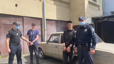 Викрали техніку і меблі: двох закарпатців підозрюють в крадіжці з місцевого заводу Викрали техніку і меблі: двох закарпатців підозрюють в крадіжці з місцевого заводу