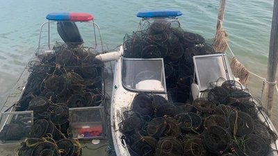На Херсонщині в лимані поліцейські знайшли сітки із виловом на півтора мільйона гривень На Херсонщині в лимані поліцейські знайшли сітки із виловом на півтора мільйона гривень