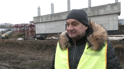 В Івано-Франківську відновили будівництво розв'язки моста на Пасічну В Івано-Франківську відновили будівництво розв'язки моста на Пасічну