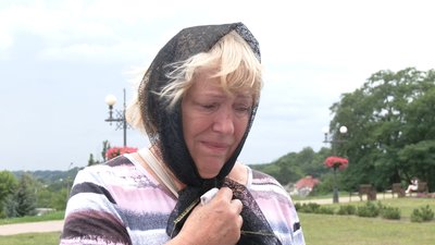 “Вивів 45 своїх побратимів з оточення, але сам потрапив під обстріл”: у Чернігові попрощалися з Сергієм Ткаченком “Вивів 45 своїх побратимів з оточення, але сам потрапив під обстріл”: у Чернігові попрощалися з Сергієм Ткаченком