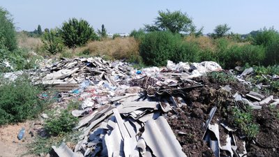 Миколаївець організував перекриття під’їздів до стихійного звалища поблизу міста Миколаївець організував перекриття під’їздів до стихійного звалища поблизу міста