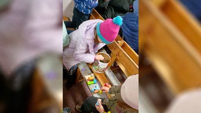 Грають в ігри, руханки та проводять уроки: що роблять діти в укриттях чернігівських шкіл та садочків Грають в ігри, руханки та проводять уроки: що роблять діти в укриттях чернігівських шкіл та садочків