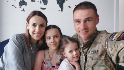 Хто програв – донатить для ЗСУ: граючи, одинадцятирічна тернополянка збирає гроші для бійців Хто програв – донатить для ЗСУ: граючи, одинадцятирічна тернополянка збирає гроші для бійців