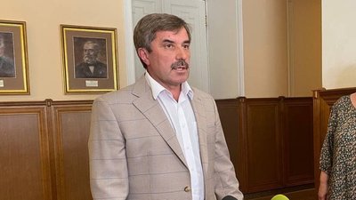 Самовільне встановлення дошки Кернесу: Харківська міськрада звернулася до поліції Самовільне встановлення дошки Кернесу: Харківська міськрада звернулася до поліції
