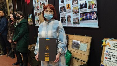 У Черкасах відзначили День пам'яті захисників Донецького аеропорту У Черкасах відзначили День пам'яті захисників Донецького аеропорту