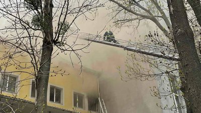Пожежа у Вінниці: горить офісне приміщення Пожежа у Вінниці: горить офісне приміщення