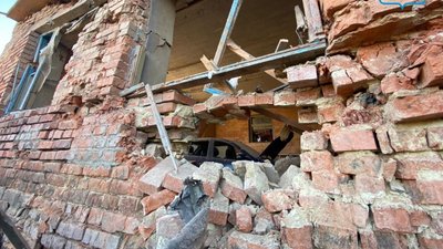 Хотінську громаду на Сумщині обстріляли з артилерії Хотінську громаду на Сумщині обстріляли з артилерії