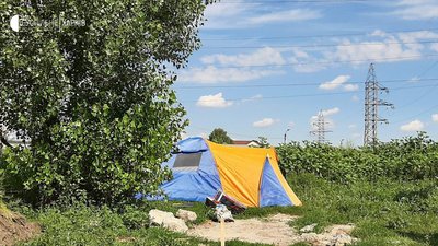 У Харкові противники будівництва дороги через "Барабашово" стали на заваді техніки У Харкові противники будівництва дороги через "Барабашово" стали на заваді техніки