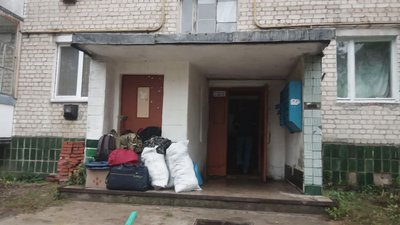 На Житомирщині знайшли мертвими трьох військовослужбовців На Житомирщині знайшли мертвими трьох військовослужбовців