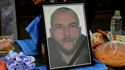 У Кропивницькому попрощалися з трьома загиблими у війні з РФ У Кропивницькому попрощалися з трьома загиблими у війні з РФ