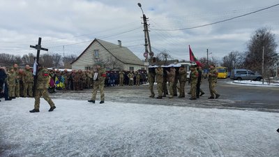 У Сумах попрощалися із двома захисниками – прикордонниками Михайлом Барадулею та Миколою Лосятинським У Сумах попрощалися із двома захисниками – прикордонниками Михайлом Барадулею та Миколою Лосятинським