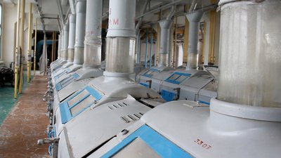 Запрацював Луцький КХП №2, людям почали виплачувати борги із зарплати