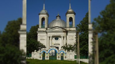 Успенська церква у Вишеньках Успенська церква у Вишеньках