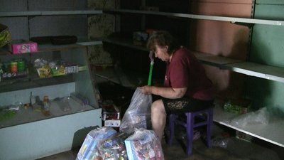 "У нас був магазин, товар був, не хотіли кидати його", — підприємці з Гуляйполя про те, чому лишаються в місті "У нас був магазин, товар був, не хотіли кидати його", — підприємці з Гуляйполя про те, чому лишаються в місті