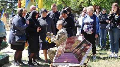 В Охтирці поховали стрільця з Великописарівщини Дмитра Кривоноса