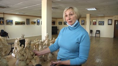 У Житомирі відкрилася виставка дерев'яних скульптур "Мій рідний край" Володимира Дерпача У Житомирі відкрилася виставка дерев'яних скульптур "Мій рідний край" Володимира Дерпача