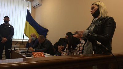 Справа Стерненка: суд допитав обвинуваченого та схвалив онлайн-трансляцію усіх засідань Справа Стерненка: суд допитав обвинуваченого та схвалив онлайн-трансляцію усіх засідань