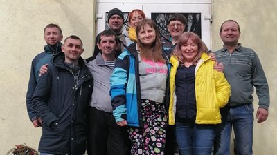 Прикарпатські учасники бойових дій пройшли восьмиденну реабілітацію в Карпатах Прикарпатські учасники бойових дій пройшли восьмиденну реабілітацію в Карпатах
