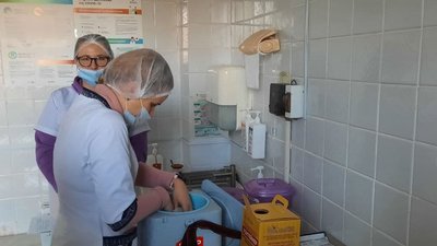 Четверта хвиля COVID-19: де у Херсоні зробити бустерну дозу вакцини Четверта хвиля COVID-19: де у Херсоні зробити бустерну дозу вакцини