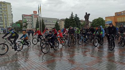 Дощовий Велодень – 2021 у Рівному. Як це проходить Дощовий Велодень – 2021 у Рівному. Як це проходить