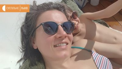 Як львів'янки вигадали море на балконі на час карантину Як львів'янки вигадали море на балконі на час карантину