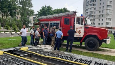 Добровольці-рятувальники з Тернопільщини освоювали спецобладнання пожежників