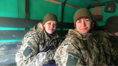Звільнили з роботи, поки служила в армії. На Сумщині жінка звернулася до Верховного суду Звільнили з роботи, поки служила в армії. На Сумщині жінка звернулася до Верховного суду