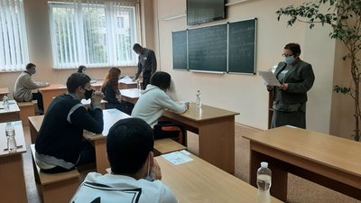 18 школярів зі Львова отримали максимальний бал на ЗНО з математики